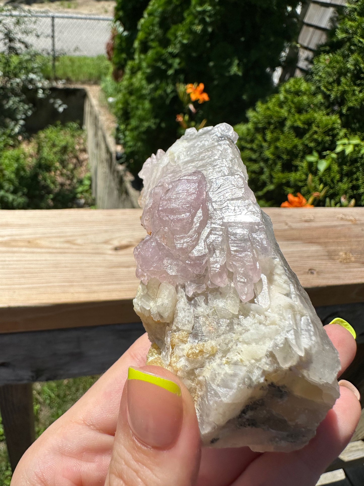Cabinet Elestial Rose Quartz on Quartz from Brazil