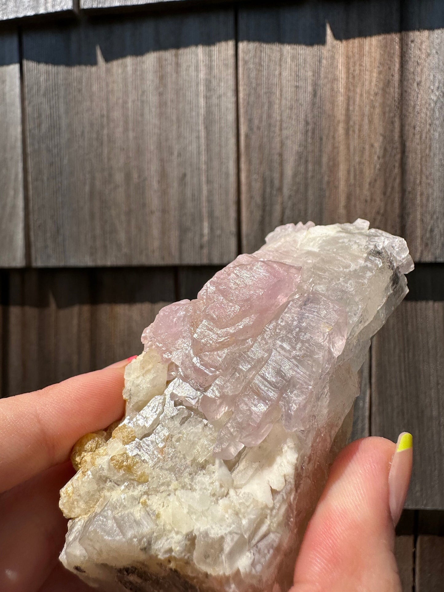 Cabinet Elestial Rose Quartz on Quartz from Brazil