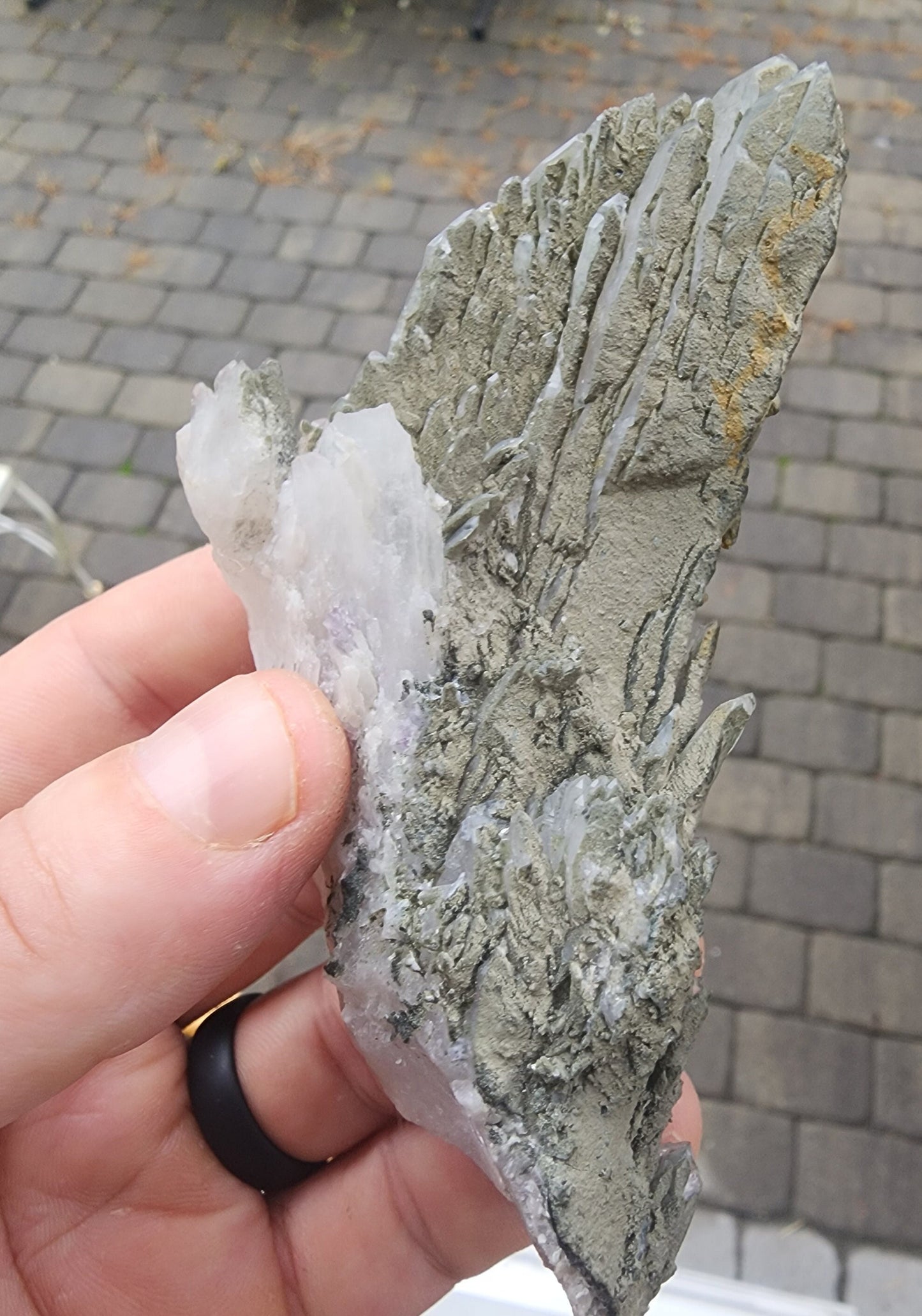 Yaogangxian Fluorite on Quartz from Yaogangxian Mine, China