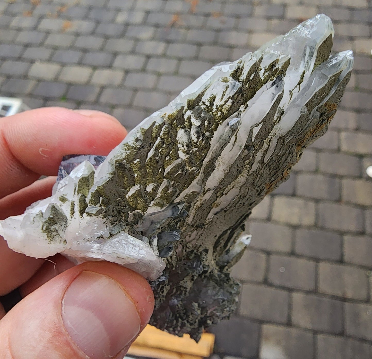 Yaogangxian Fluorite on Quartz from Yaogangxian Mine, China