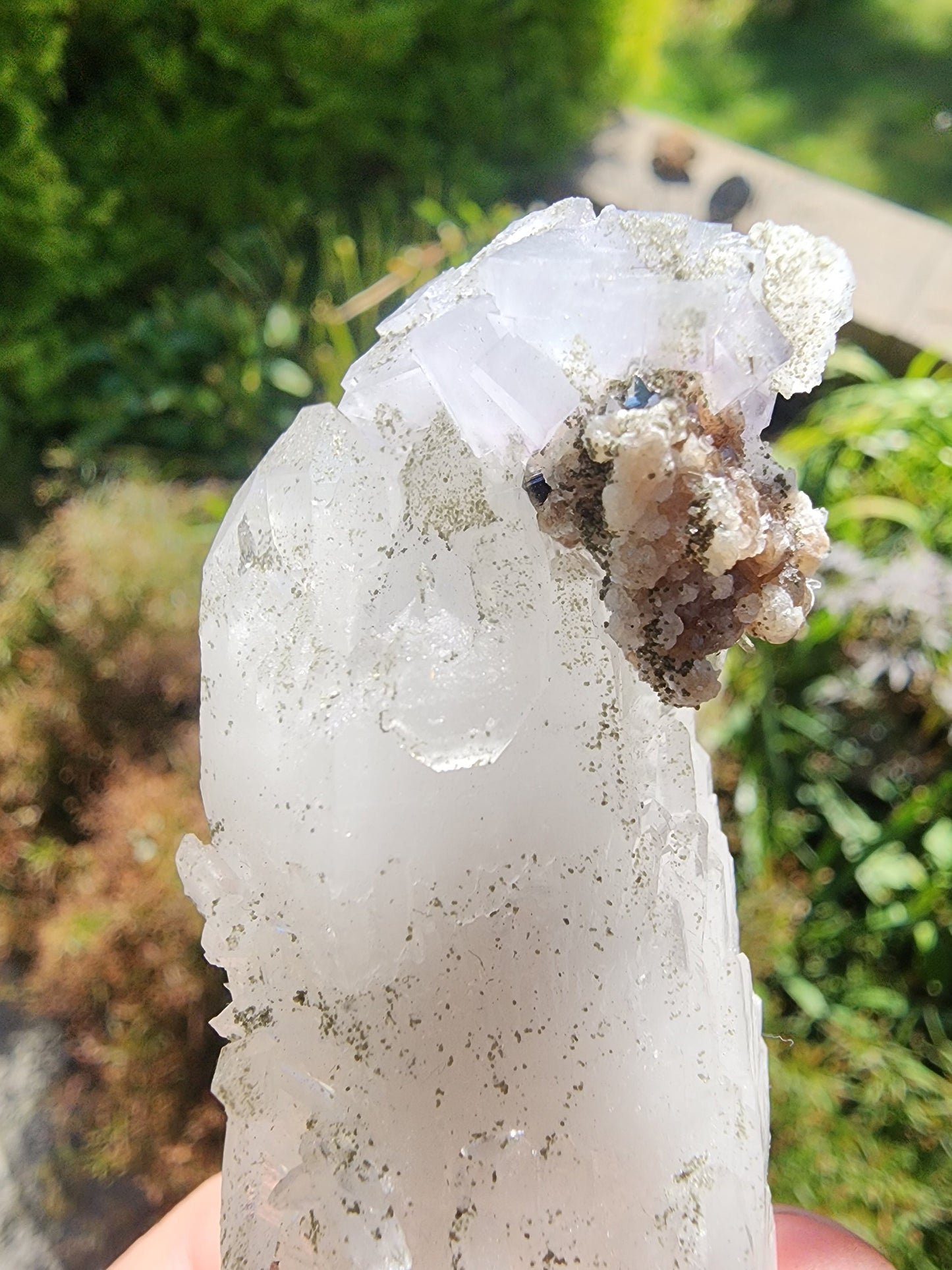 Yaogangxian Fluorite on Quartz from Yaogangxian Mine, China