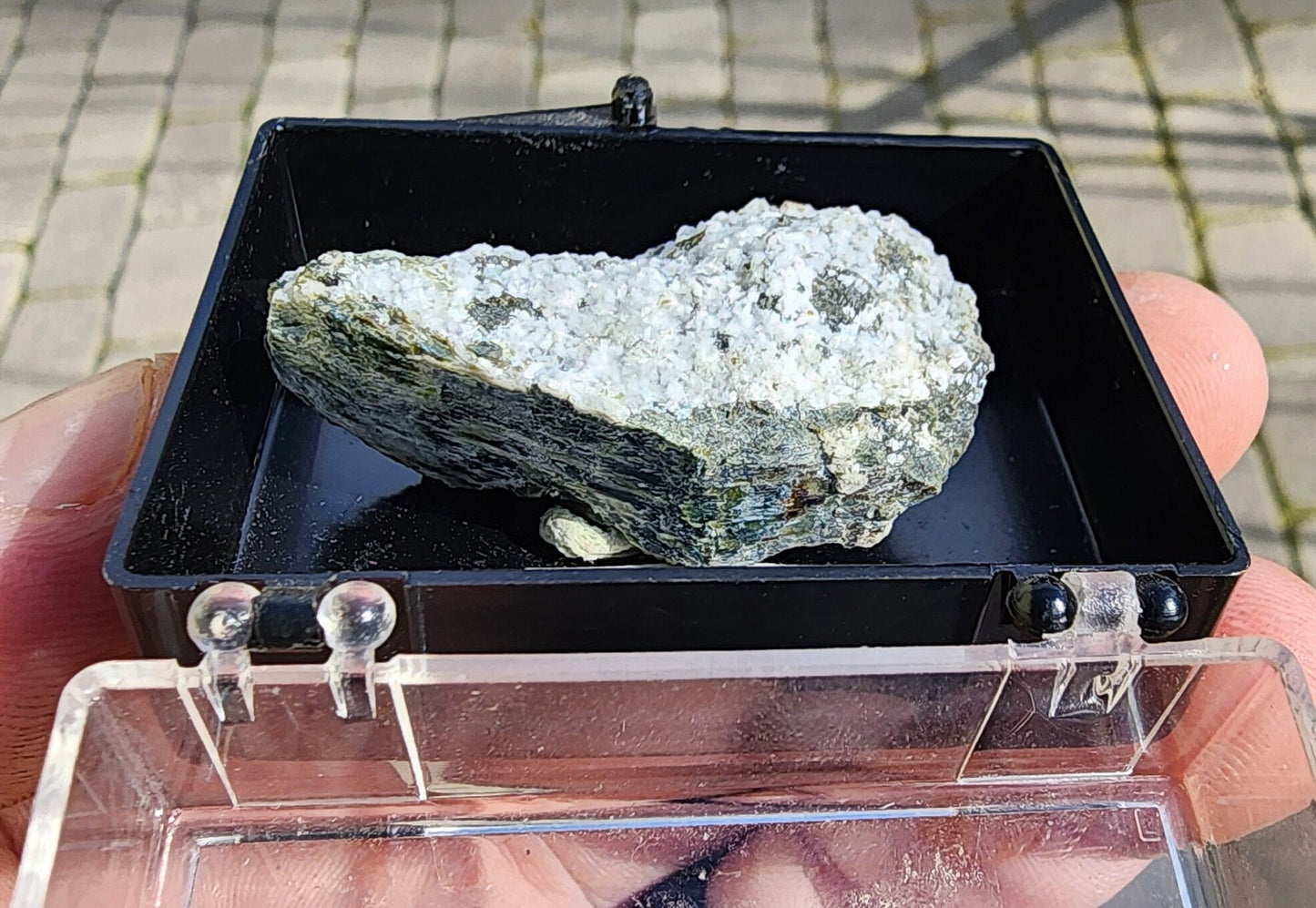 Hydromagnesite from Lee Valley Quarry, New Zealand