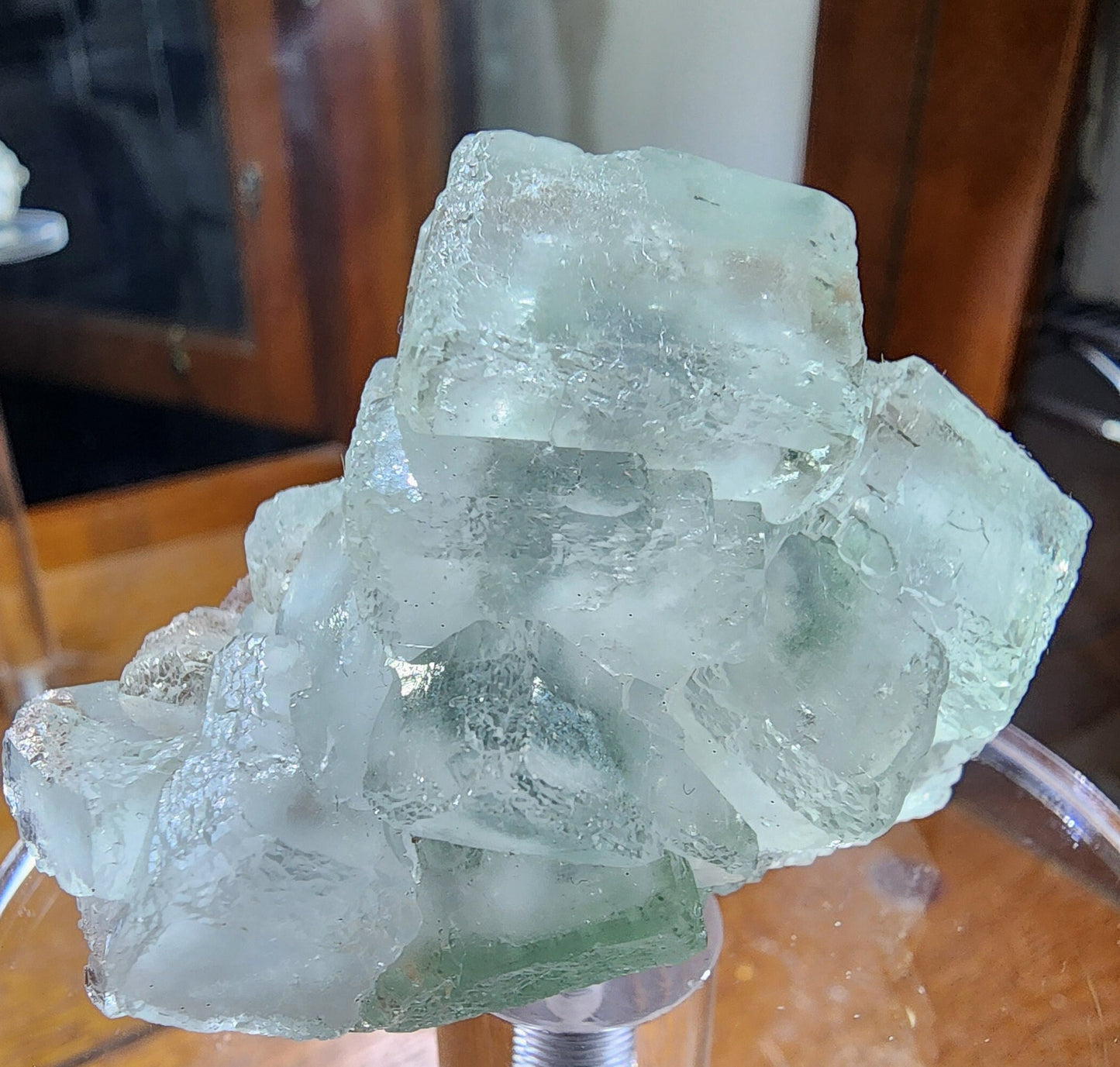 New Find Fluorite Crystal Cluster from Xianghualing Mine, Chenzhou, China