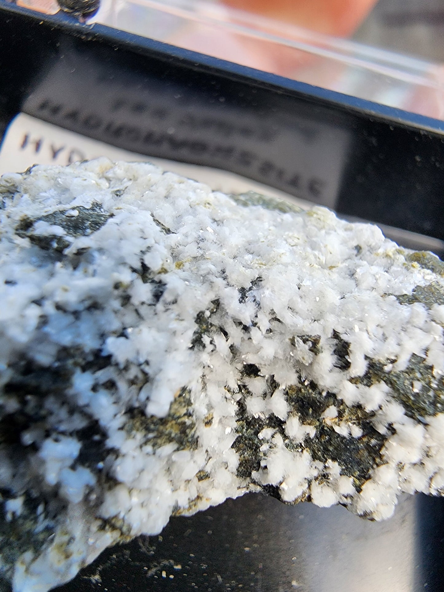 Hydromagnesite from Lee Valley Quarry, New Zealand