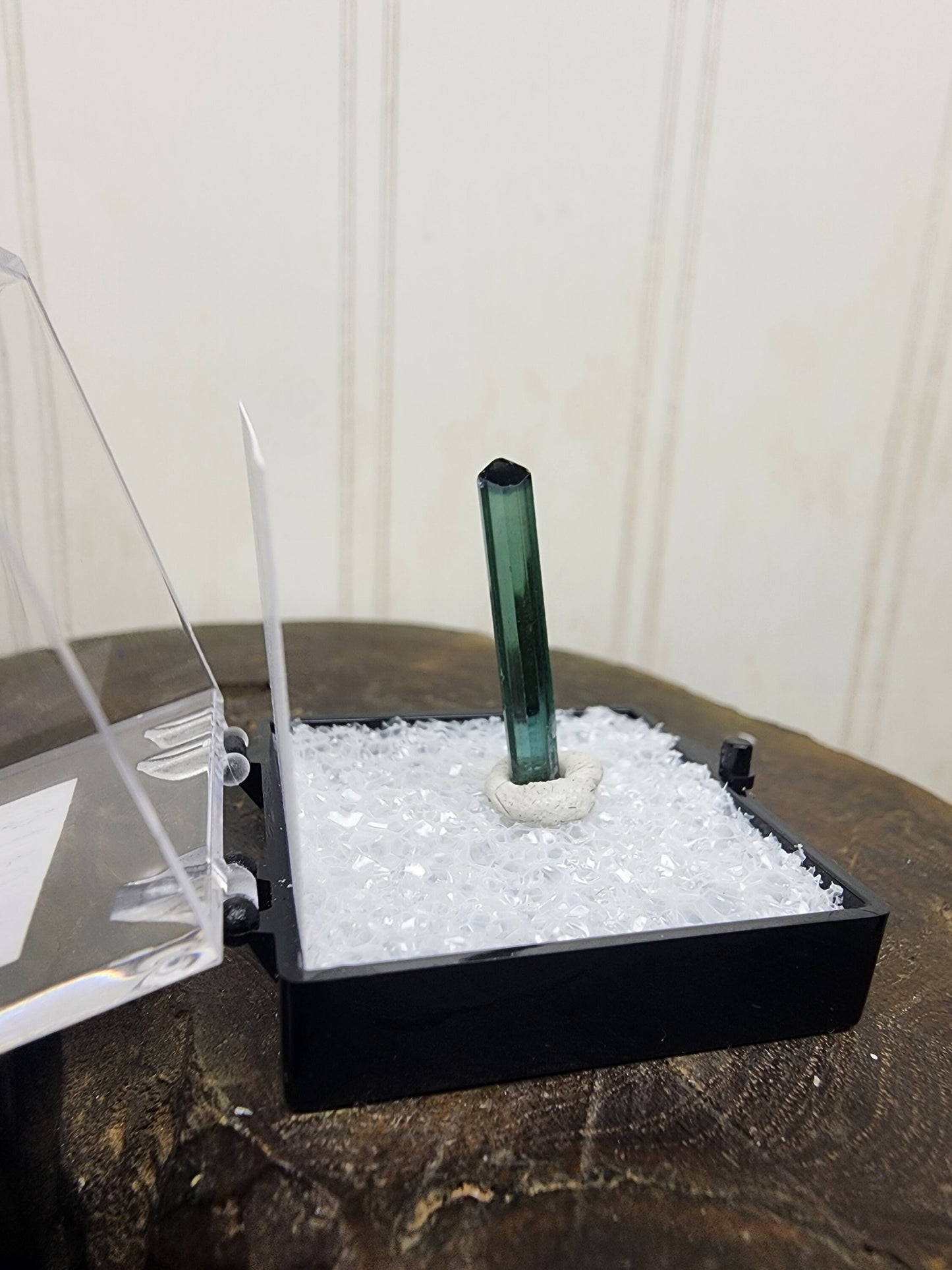 Tourmaline Crystal from Aricanga mine, Minas Gerais, Brazil