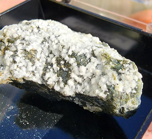 Hydromagnesite from Lee Valley Quarry, New Zealand