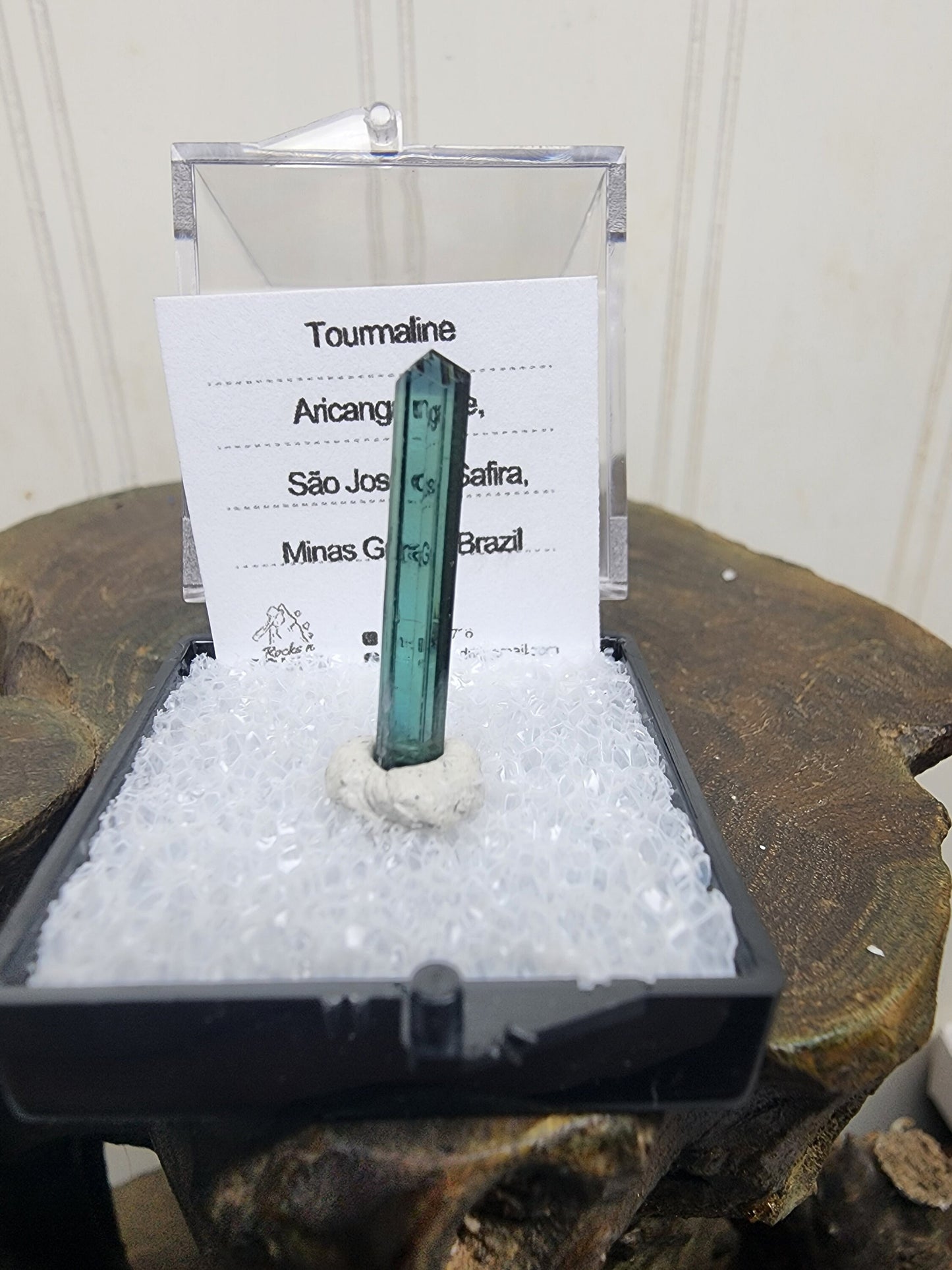 Tourmaline Crystal from Aricanga mine, Minas Gerais, Brazil