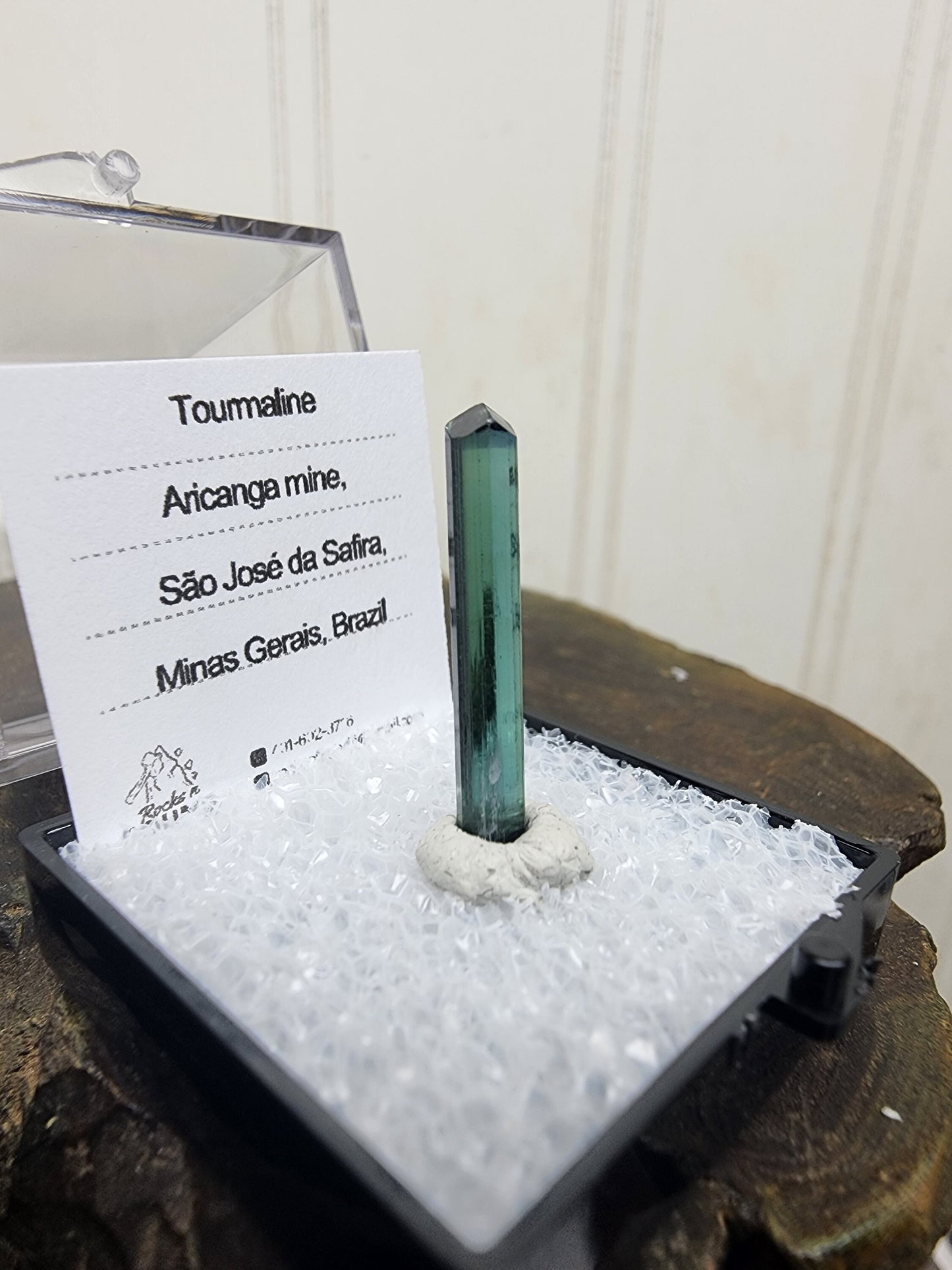 Tourmaline Crystal from Aricanga mine, Minas Gerais, Brazil