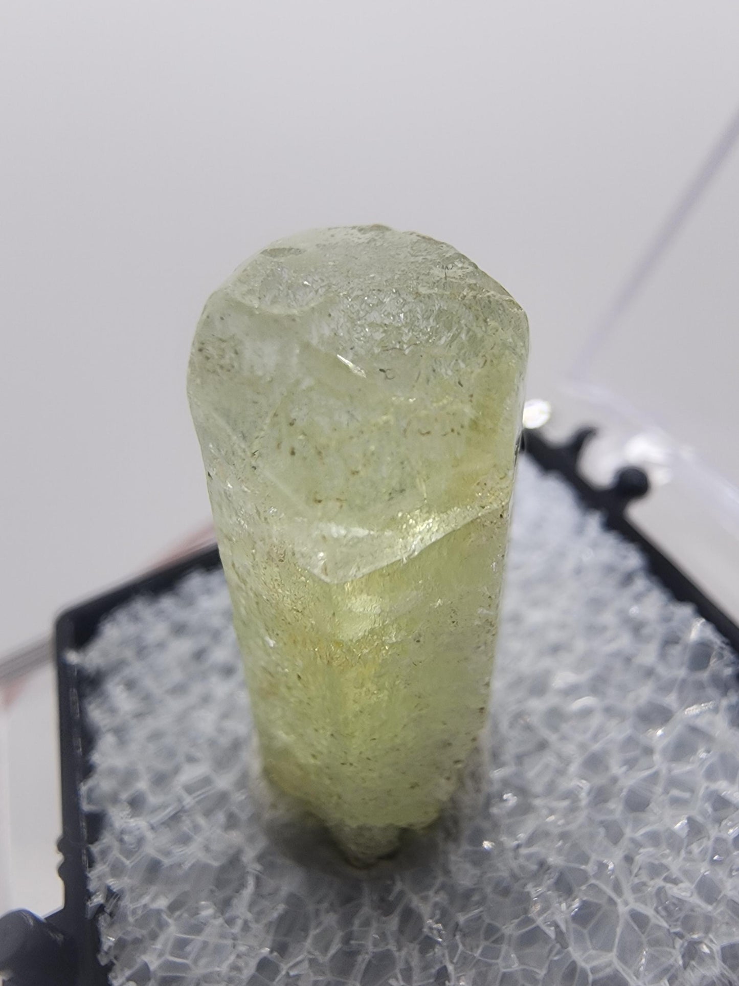 Heliodor Crystal from Padre Paraíso, Minas Gerais, Brazil
